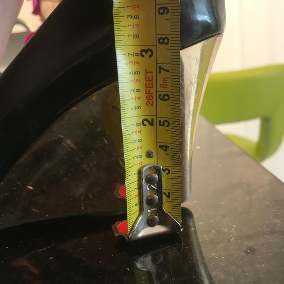 FRANCO SARTO CLASSIC BLACK AND GOLD WEDGE - Picture 2 of 15